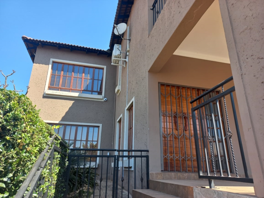 5 Bedroom Property for Sale in Cashan North West